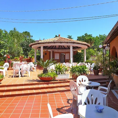 Locazione Turistica Esmeraldo-6 Apartmán Capo Vaticano